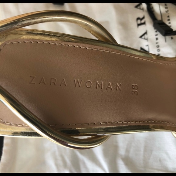 ‼️SOLD ‼️ Zara gorgeous gold heels - Picture 3 of 4